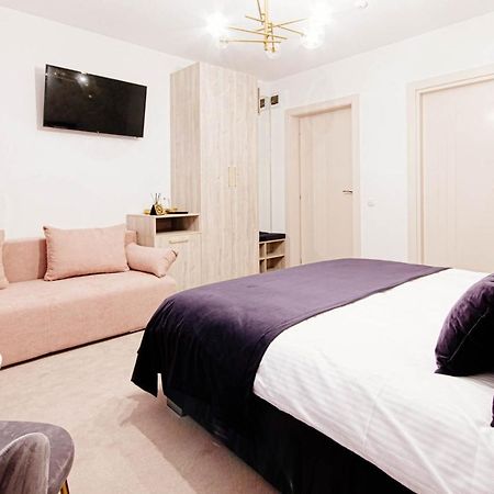 Liane Boutique Hotel Câmpulung Moldovenesc Εξωτερικό φωτογραφία