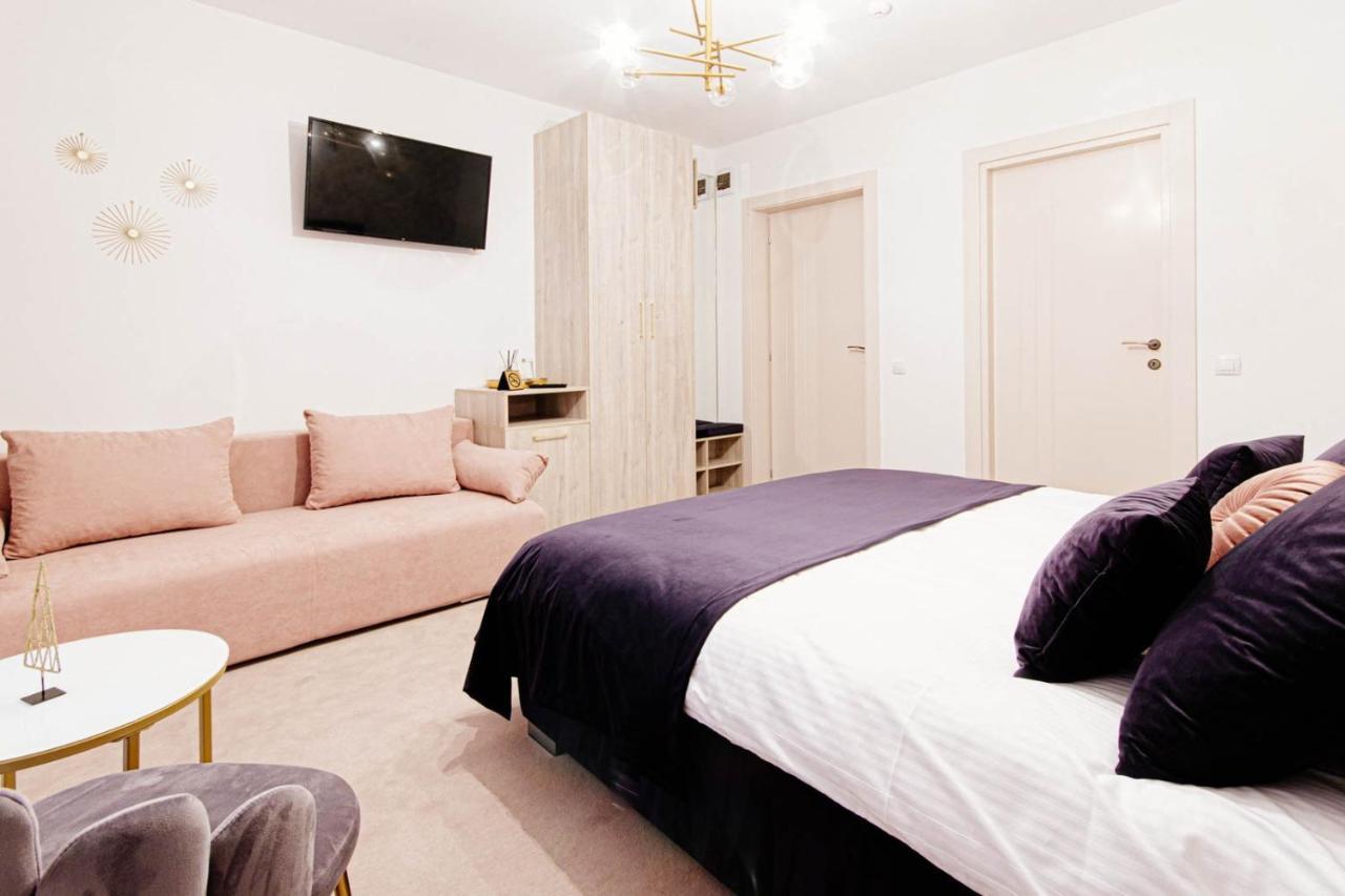 Liane Boutique Hotel Câmpulung Moldovenesc Εξωτερικό φωτογραφία