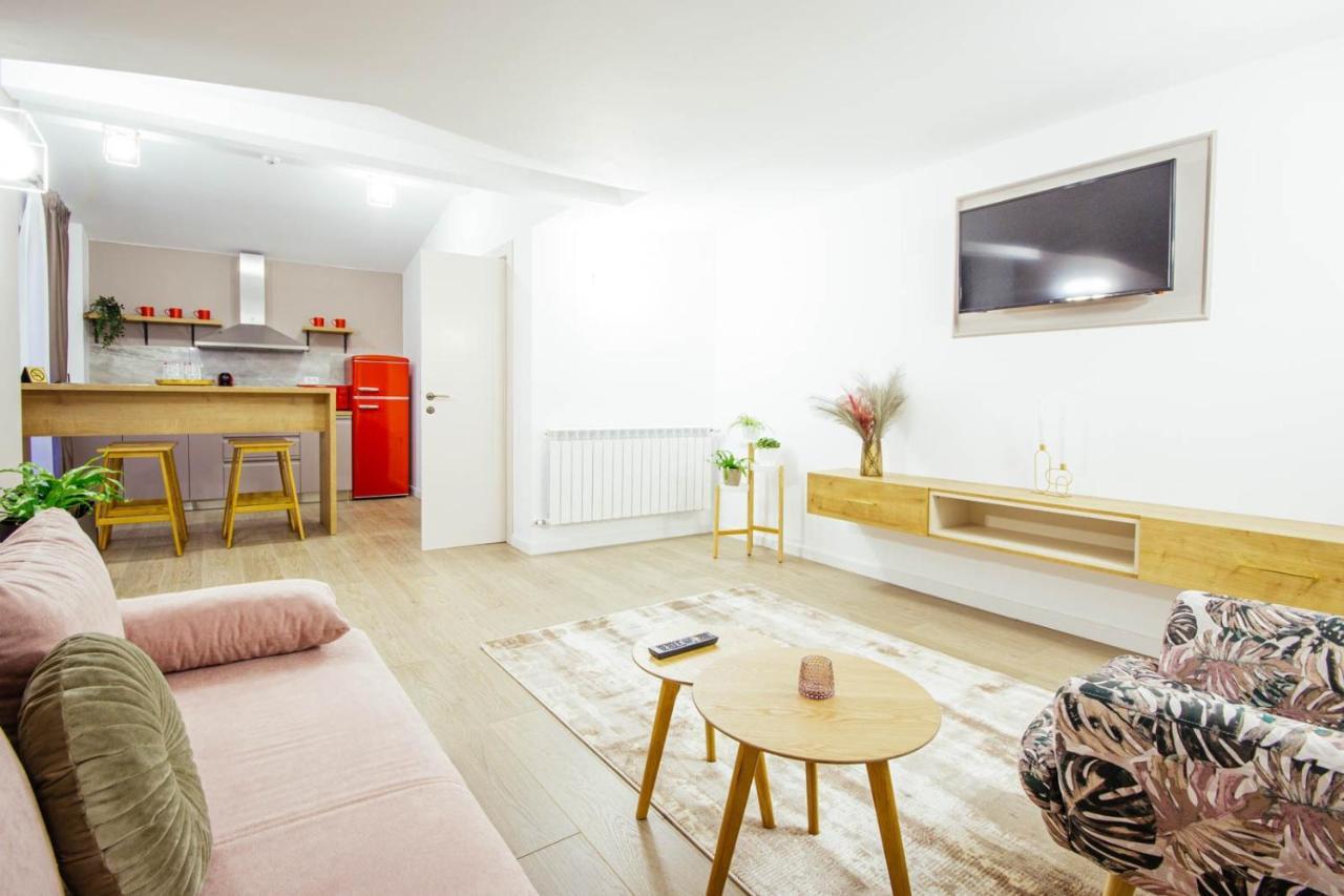 Liane Boutique Hotel Câmpulung Moldovenesc Εξωτερικό φωτογραφία