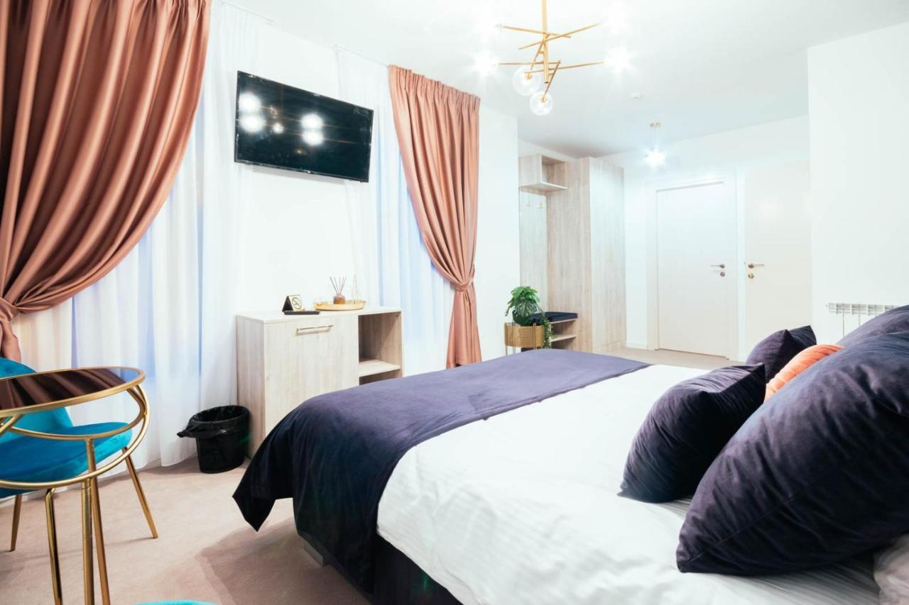 Liane Boutique Hotel Câmpulung Moldovenesc Εξωτερικό φωτογραφία