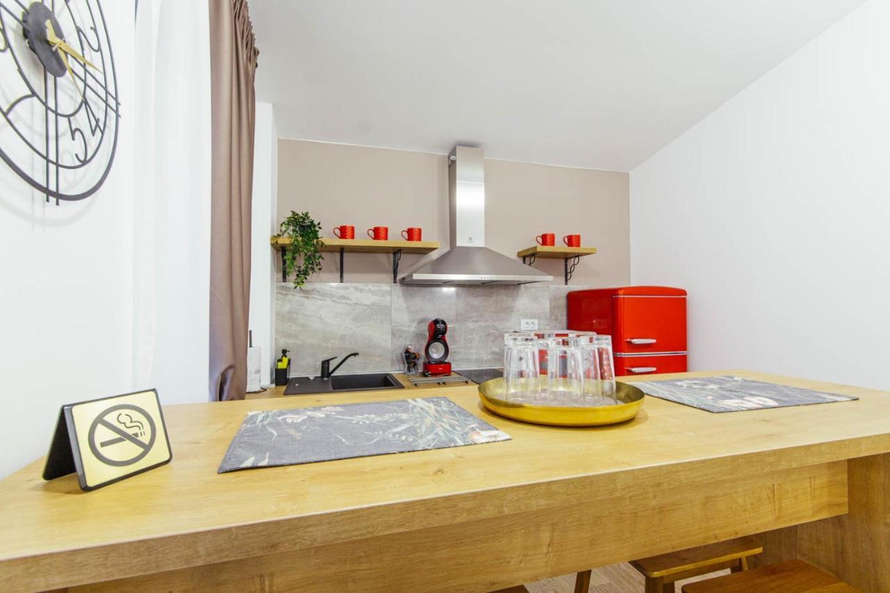 Liane Boutique Hotel Câmpulung Moldovenesc Εξωτερικό φωτογραφία